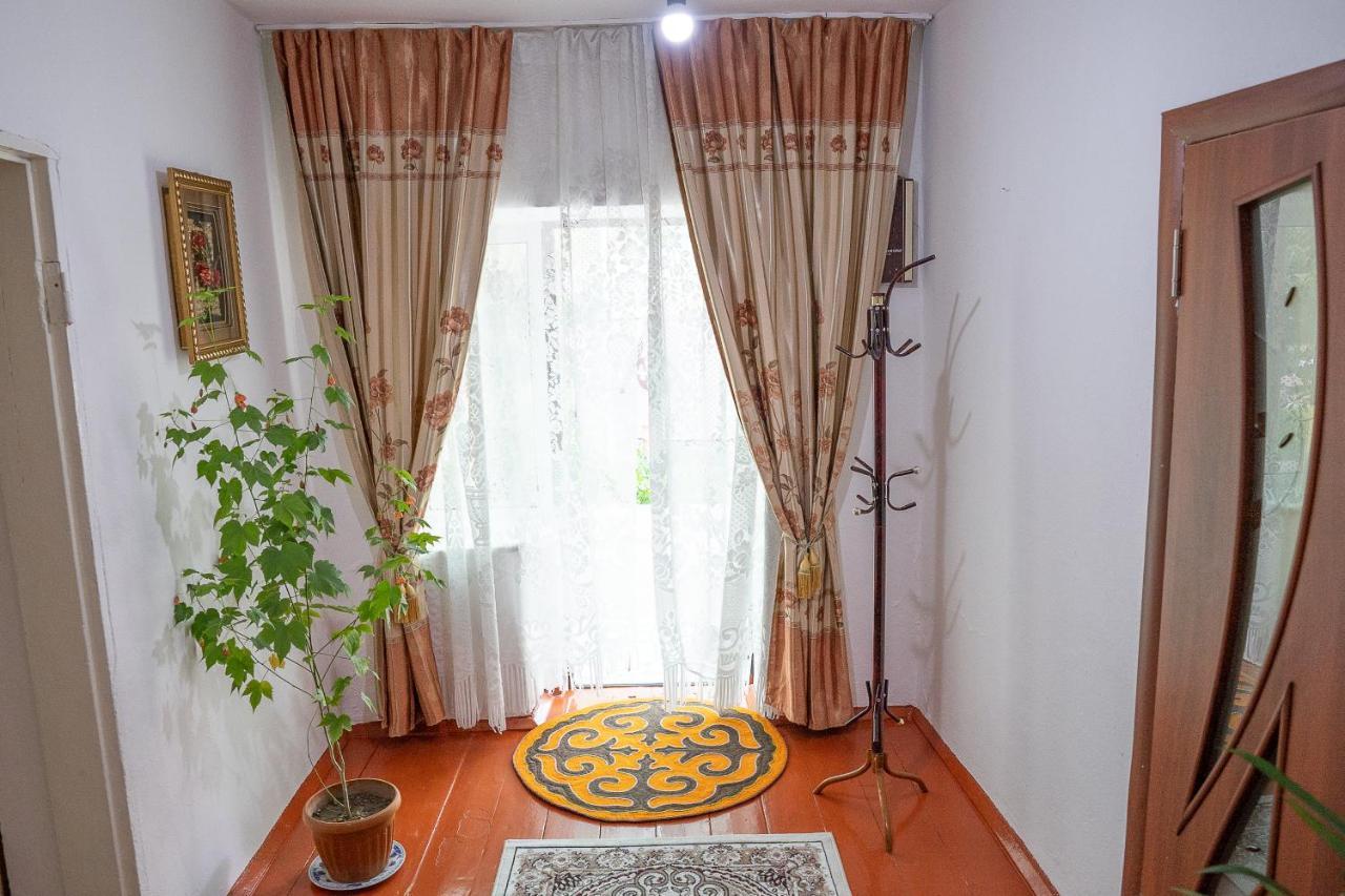 Guest House Jekshen Imeni Karla Marksa  Kültér fotó