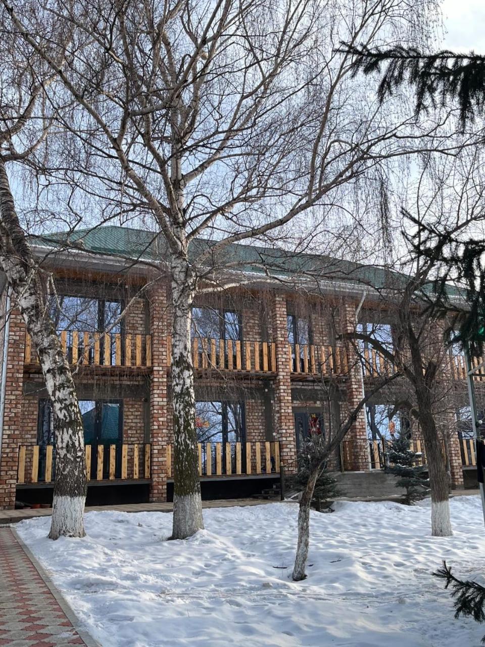 Guest House Jekshen Imeni Karla Marksa  Kültér fotó